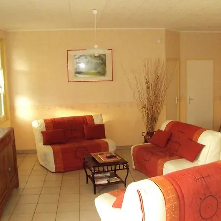 Country house Maison Ancienne Renovee Avec Jardin Clos - 6 Pers.