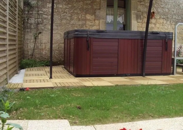 Maison Renovee Avec Jardin, Spa, Velos Pres Des Commerces - Animaux Acceptes - Fr-1-426-291 * Saint-Martin-de-Fraigneau